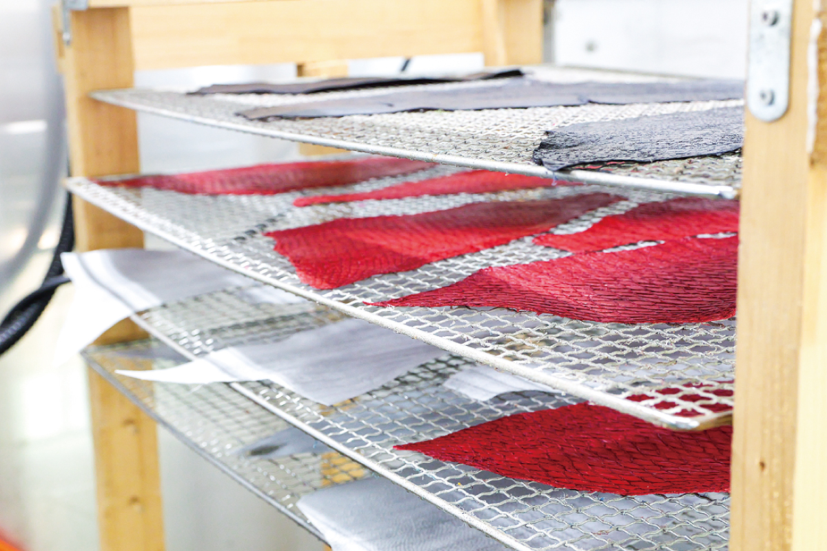 牛革と同じように経年変化も楽しめる
環境にやさしい素材